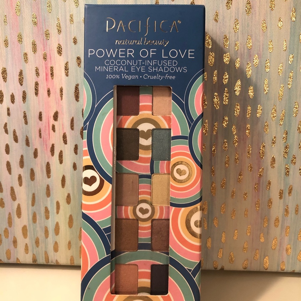Pacifica Coconut-Infused Mineral Eye Shadow
